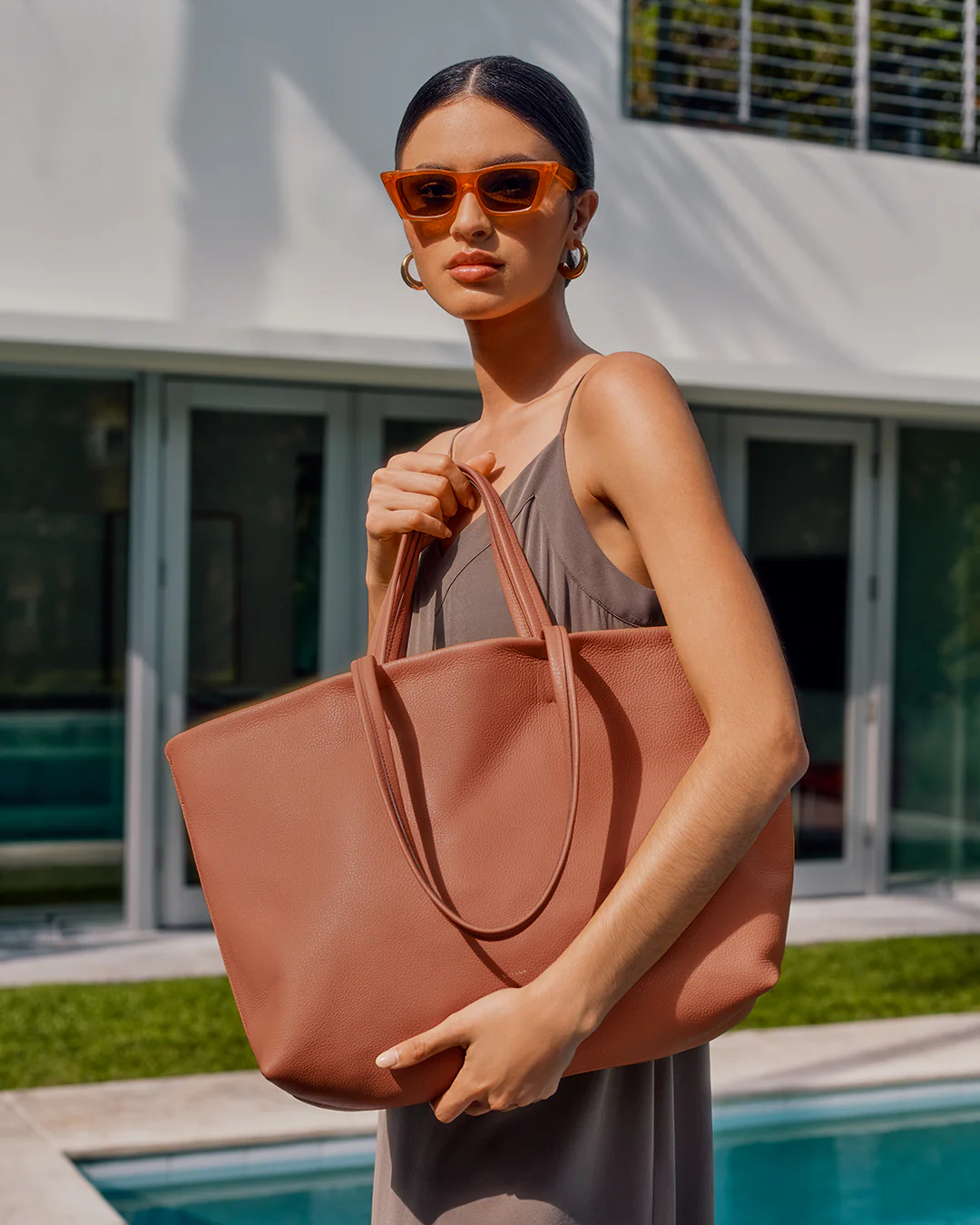 Classic Easy Tote - Image 162