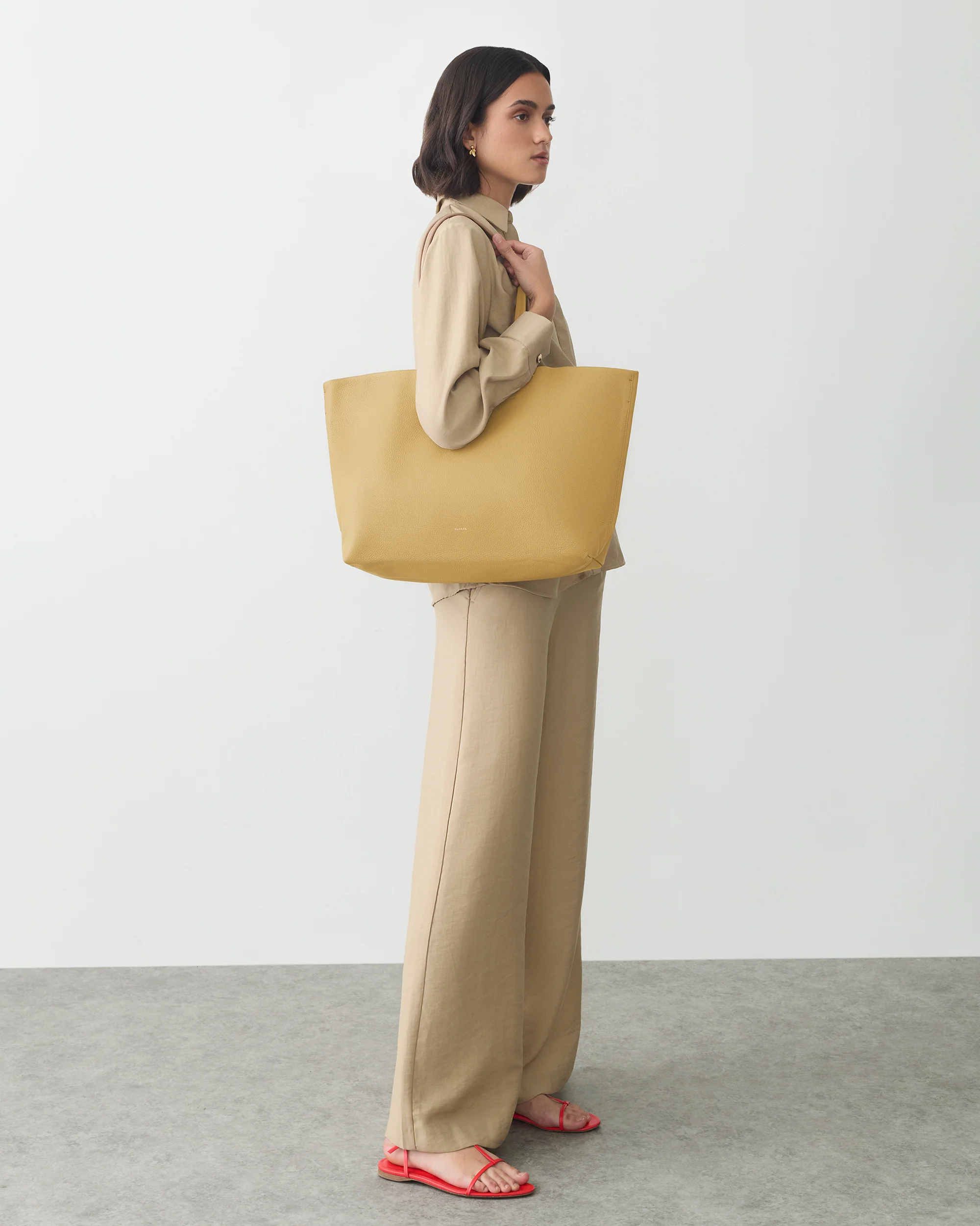 Classic Easy Tote - Image 224