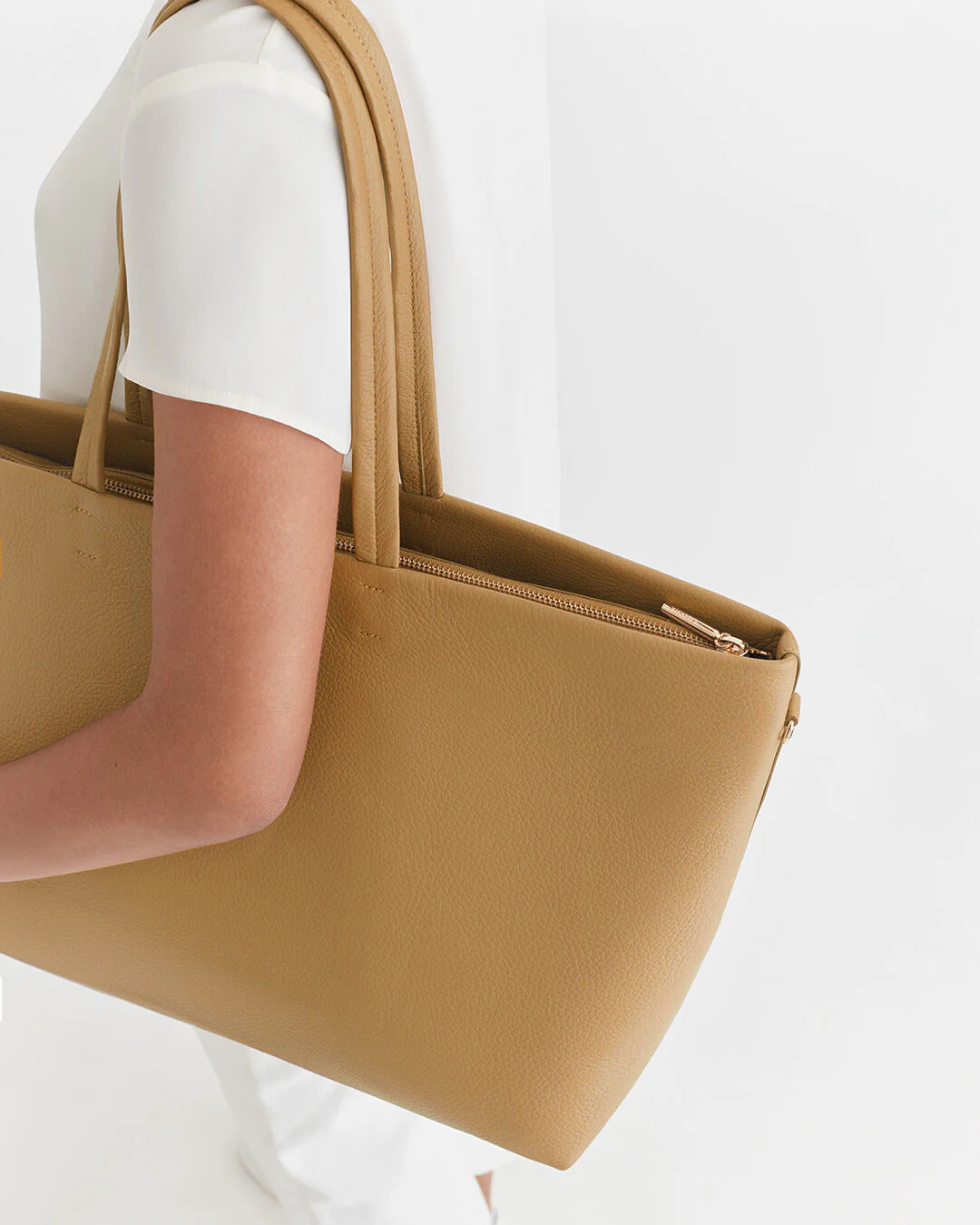 Classic Easy Zipper Tote - Image 32