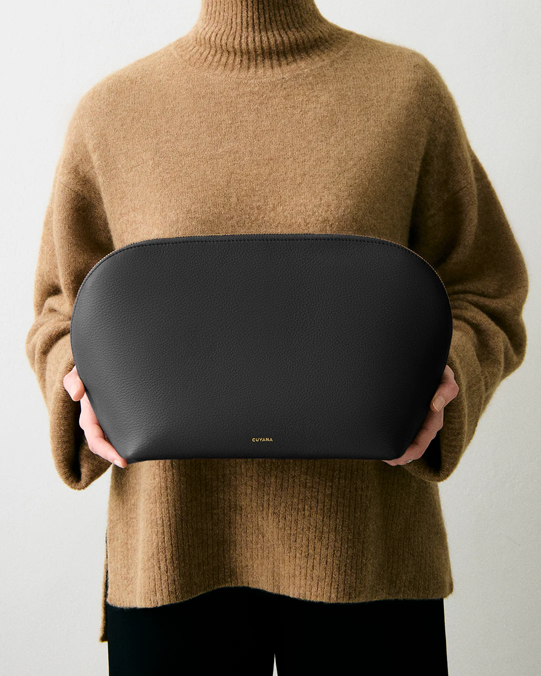 Voyager Travel Case - Image 34