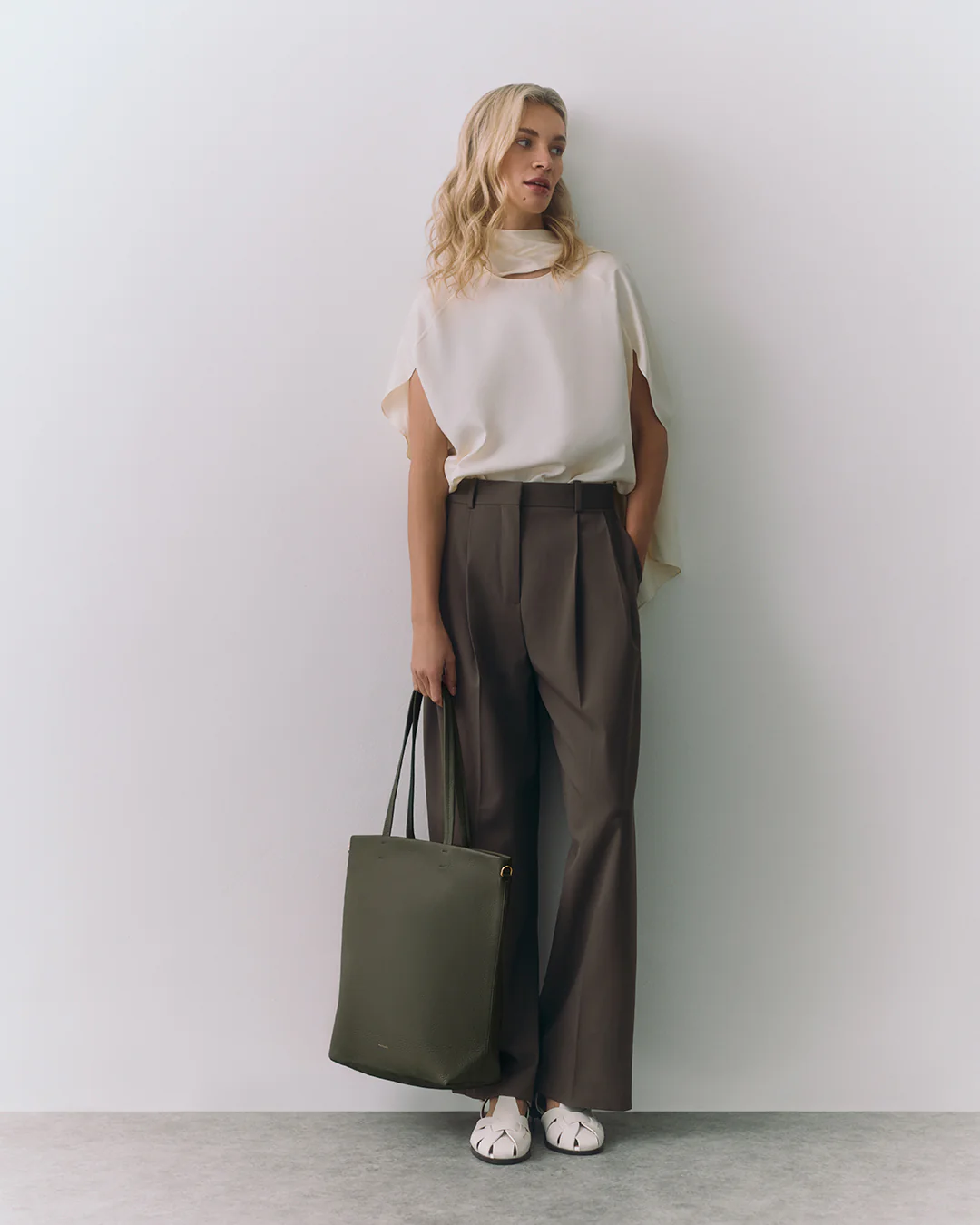 Tall Easy Zipper Tote - Image 139