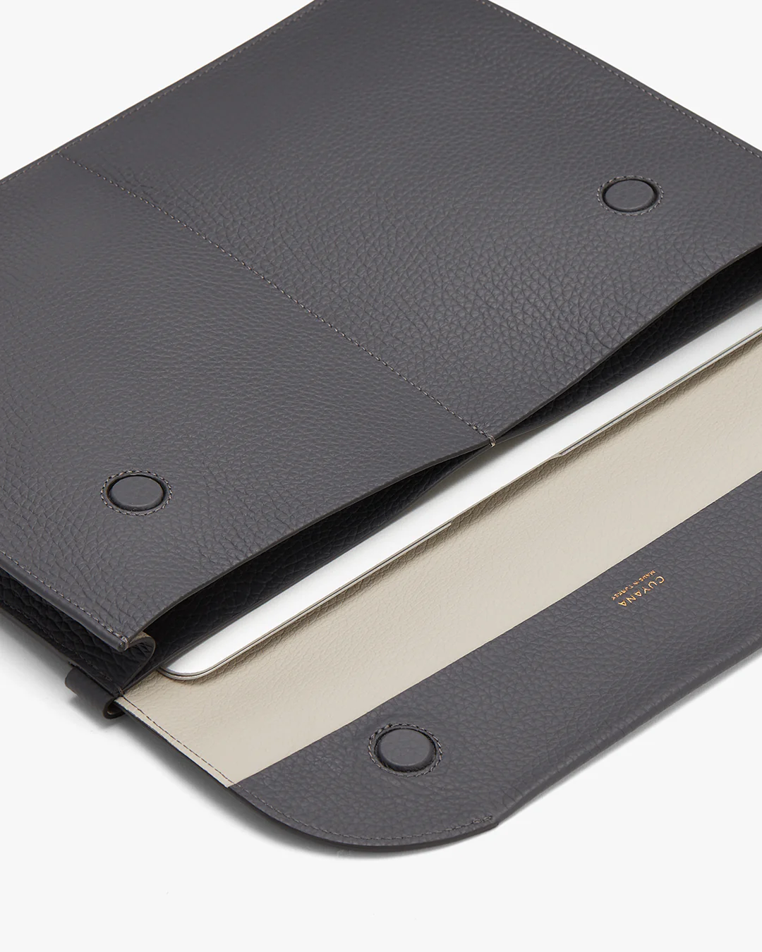 Tech Carryall 16-inch - Image 30